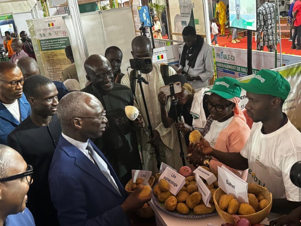 Ministre agriculture FIARA 2025 stand Gunge Mbay/FNDASP